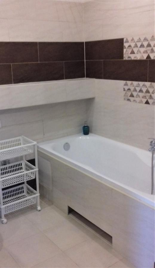 Apartament Z Kominkiem I Wanna 伊斯泰布纳 外观 照片